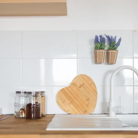 T3 Avec Terrasse Et Parking, A Proximite De L'aeroport Et D'airbus *