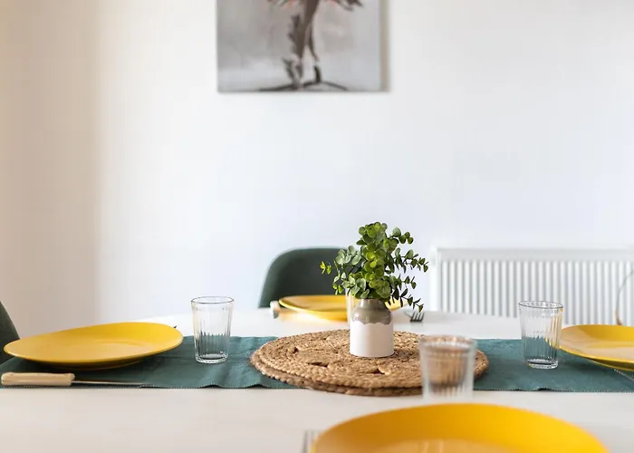 T3 Avec Terrasse Et Parking, A Proximite De L'aeroport Et D'airbus Apartman