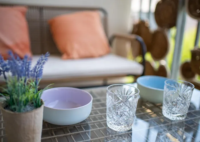 T3 Avec Terrasse Et Parking, A Proximite De L'aeroport Et D'airbus